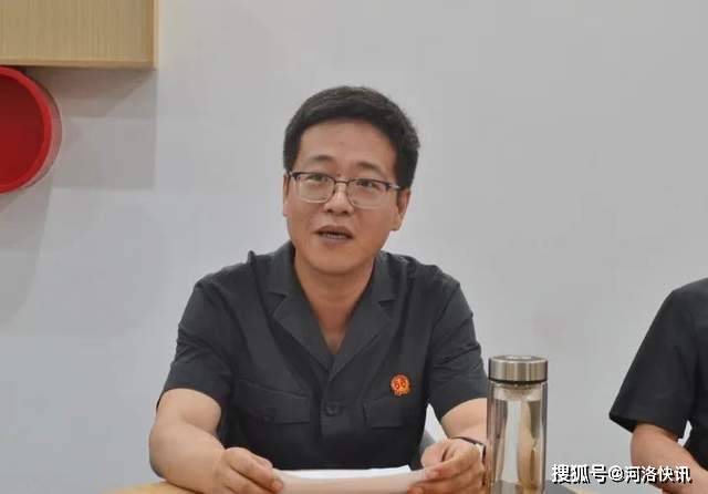 河南嵩县法院举行首批延迟退休干部欢送会