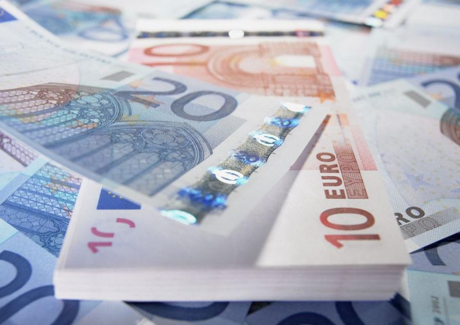 外汇100万(外汇100万美金100倍杠杆能赚多少)